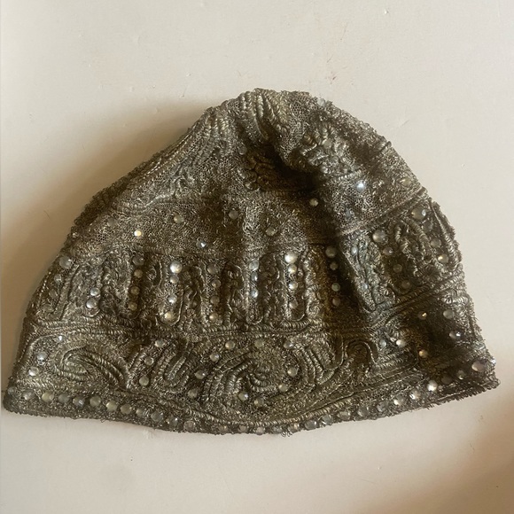 Antique 1920s Flapper Girl Evening Cloche Hat - Picture 4 of 16